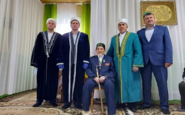 100-летнего ветерана построившего мечеть наградили в Татарстане