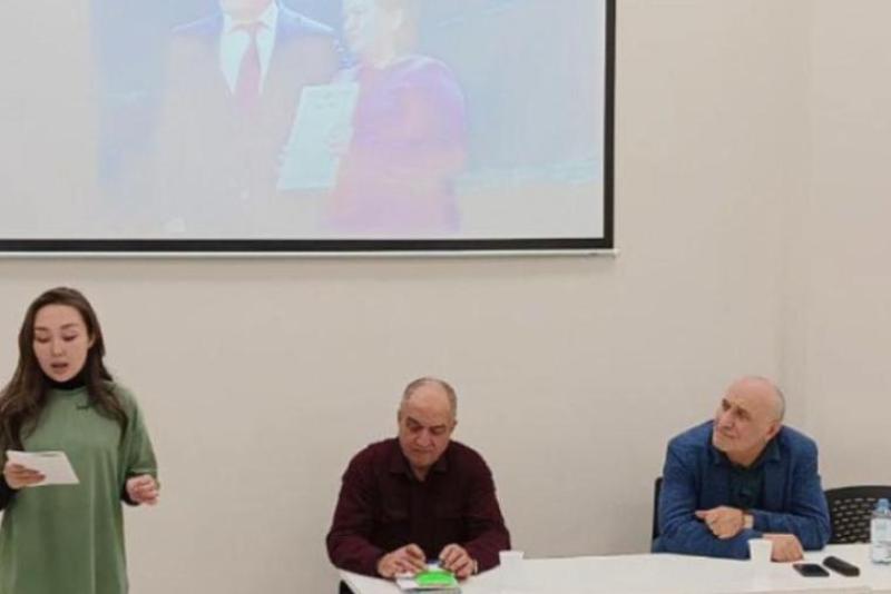 В ТюмГУ в рамках мероприятий, посвященных Расулу Гамзатову состоялась встреча с профессором Курбановым Яраги Маммаевичем